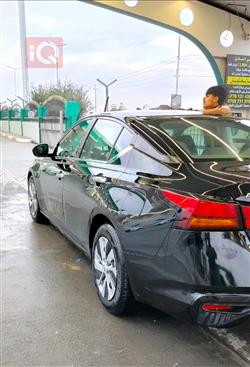 نيسان ألتيما